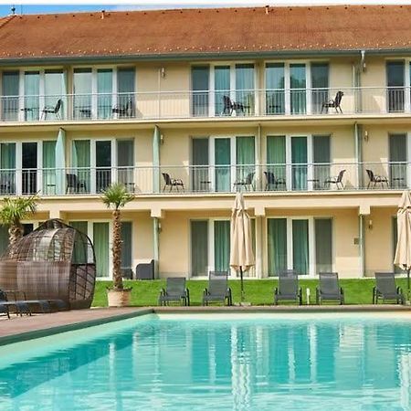 Sunshine 208 Apartman Balatonszarszo Ngoại thất bức ảnh