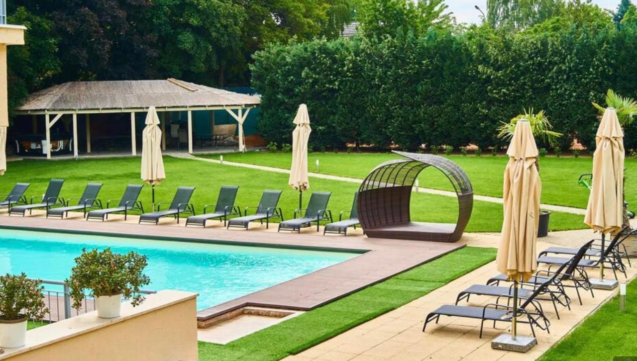 Sunshine 208 Apartman Balatonszarszo Ngoại thất bức ảnh