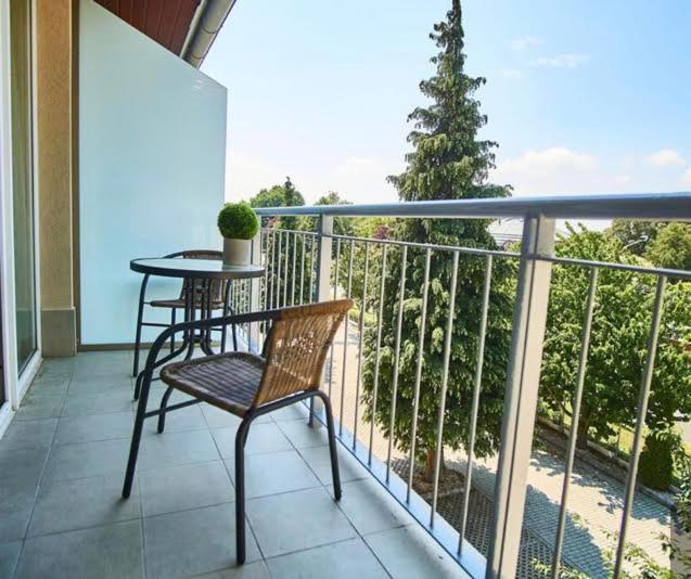Sunshine 208 Apartman Balatonszarszo Ngoại thất bức ảnh